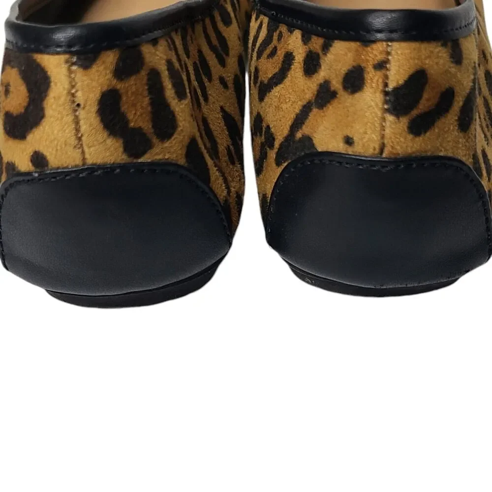 Christian Siriano‎ Payless Cheetah Print Flats Women's SZ 7 Gold Buckle Padded